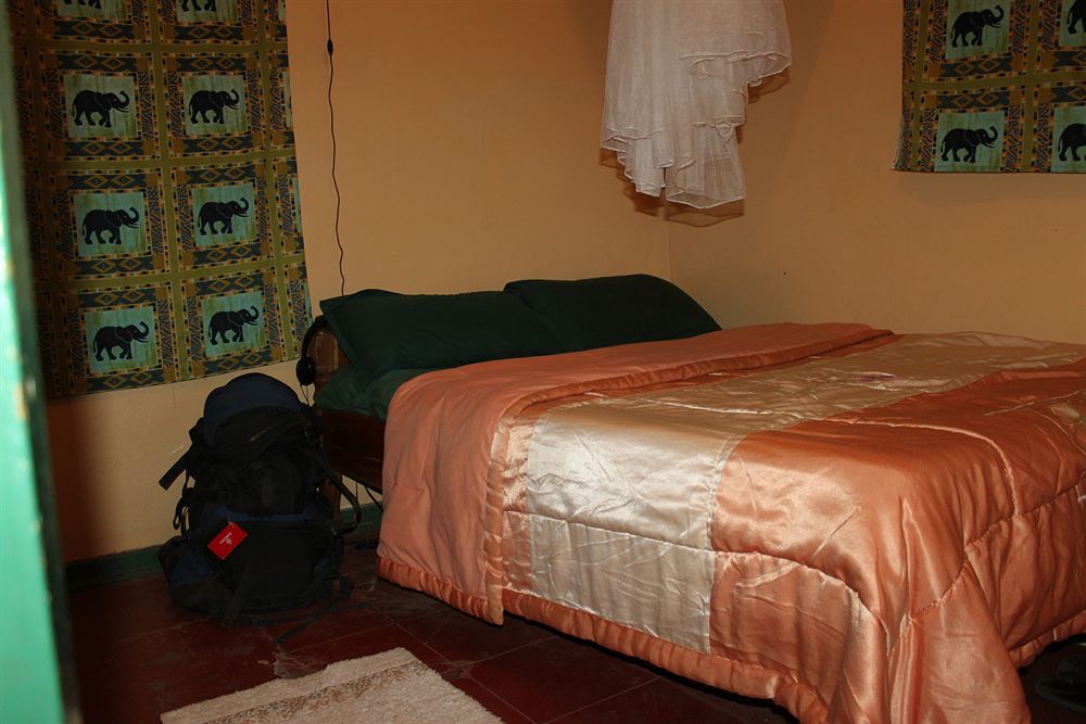 Zinga Backpackers Hotell Livingstone Exteriör bild