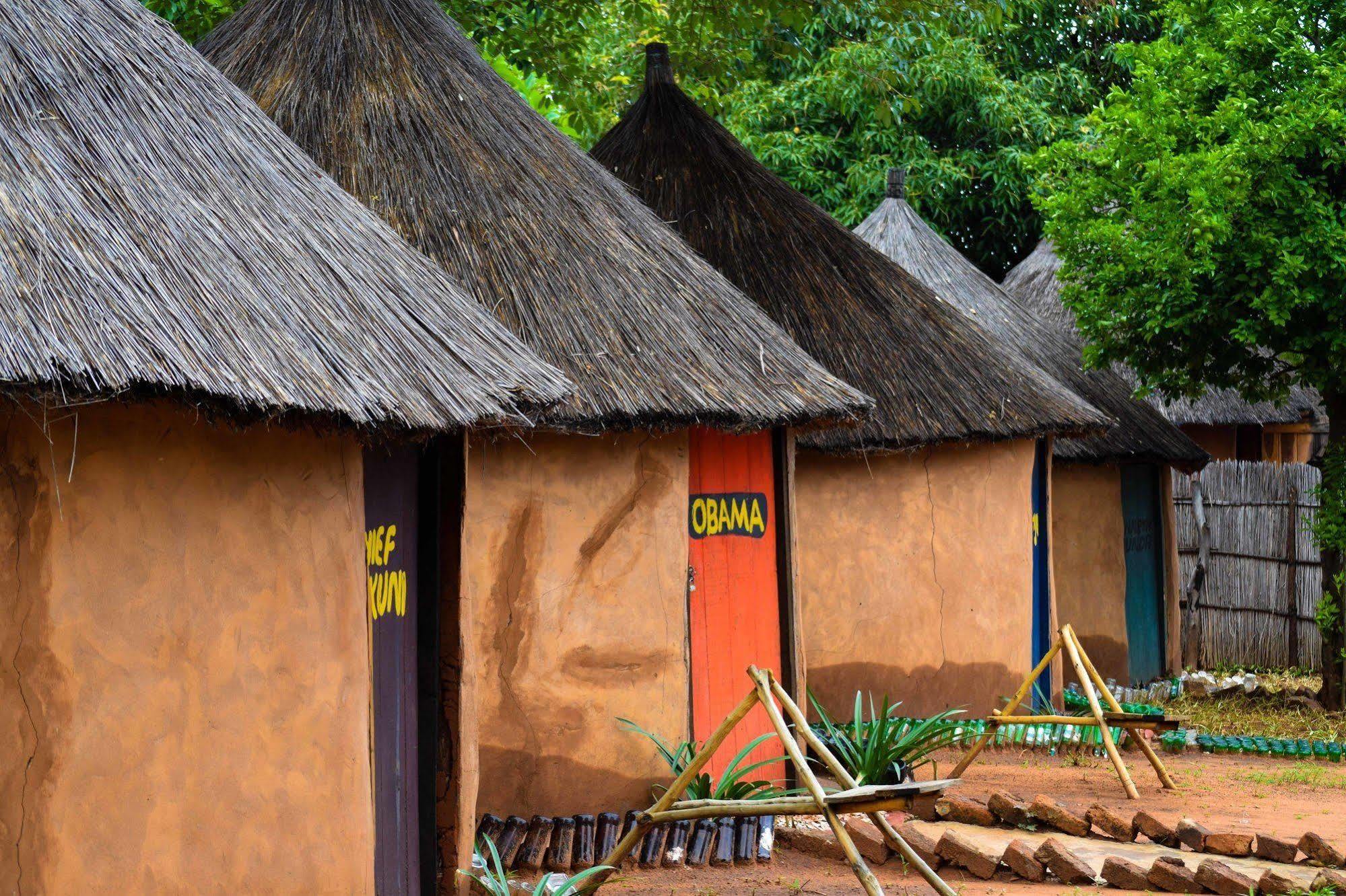 Zinga Backpackers Hotell Livingstone Exteriör bild